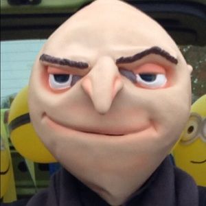 Gru Mask